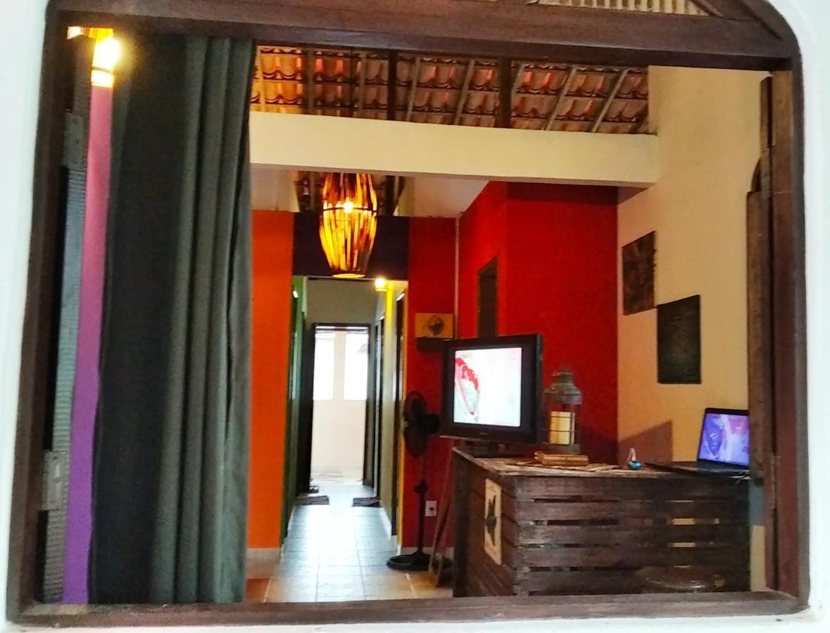 La Casita Hostel Praia Do Forte Bagian luar foto