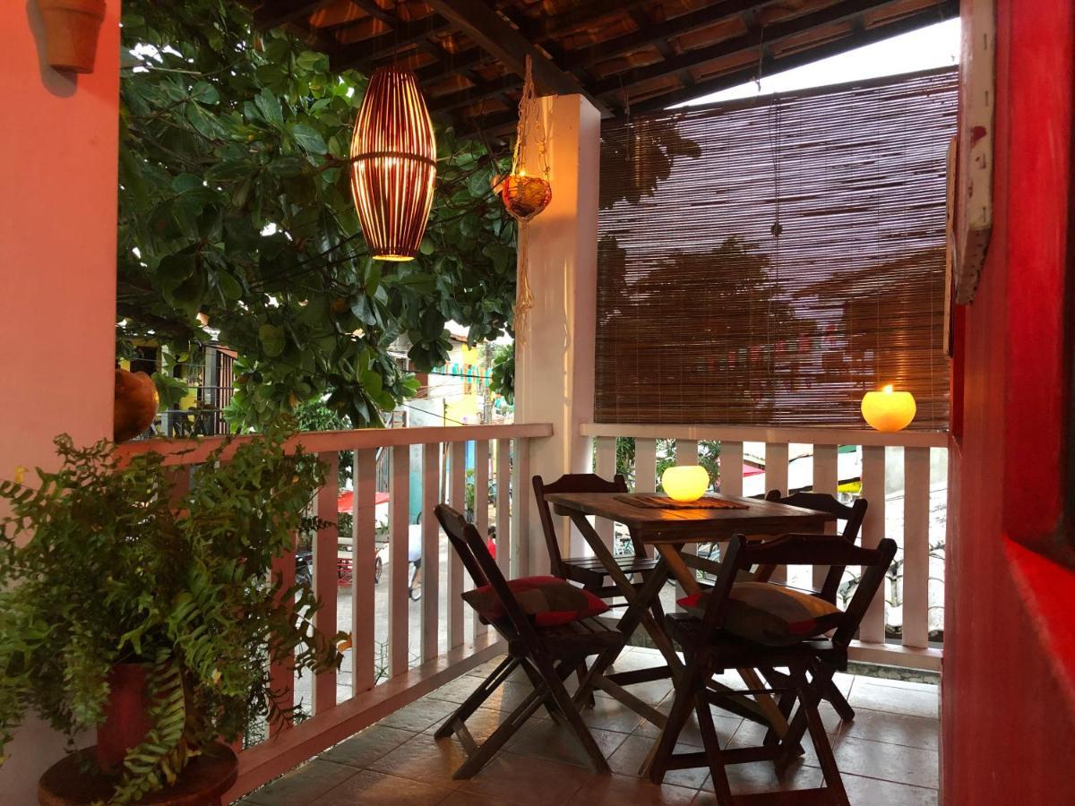 La Casita Hostel Praia Do Forte Bagian luar foto